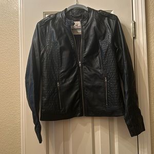 Women’s Black lined leather jacket